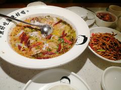 -江渔儿酸菜鱼(奥园广场金发购物中心店)