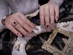 -沫儿·美甲美睫·半永久·皮肤管理