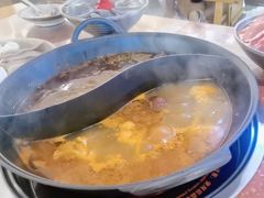 -赵美丽·重庆社区火锅·直营店(火车东站·中豪国际店)