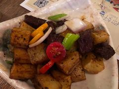 黑椒土豆牛仔粒-胡桃里音乐酒馆(白云五号T5 MALL店)