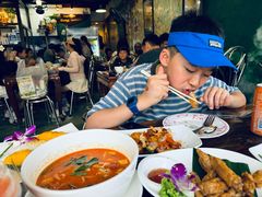 -Dang restaurant (patong phuket)