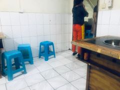 -石灰市毛记烧鸡公(解放碑店)