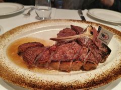 -Wolfgang’s Steakhouse 沃夫冈牛排馆(上海白玉兰广场店)