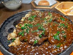 -蜜桃餐厅·伴山(湖滨商业街店)