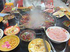 -谭记重庆老火锅(总店)