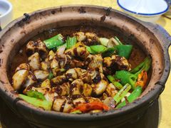 酱爆猪生肠-天宝食坊·啫啫煲大排档(西华路店)