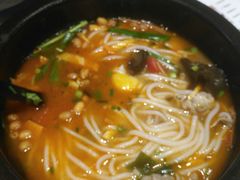 -蒙自源过桥米线(红谷滩万达店)