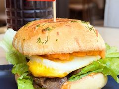 秘汁炭烤风味牛堡-必胜客(金高店)