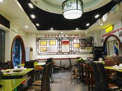 大堂-颜氏双江清水鱼一养身火锅(磁器口店)