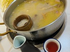 -朴小妹人参鸡汤火锅(长白山万达店)