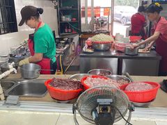 -洲心明记烧肉大粥(总店)