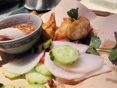 -大头虾越式风味餐厅(光明广场店)