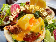 疯狂手撕牛肉班尼迪克蛋-The Rug Cafe(王府中环店)
