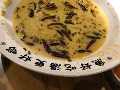 -江渔儿酸菜鱼(东二环泰禾店)