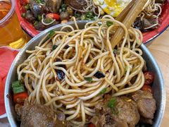 -犟一碗双椒鸡面(得意世界店)