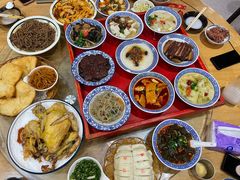 -蓝田九大碗民俗食府(蓝田店)