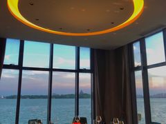 -岁粤Moon·湖景餐厅(月光码头店)
