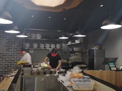 -亚皆老街南宁老友粉·米粉(印象城店)