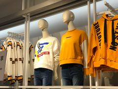 -美特斯邦威(新天地购物中心店)