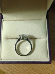 2-威德钻石-克拉钻大本营(南京东路店)