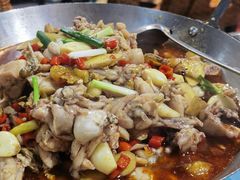 -昱龙大盆牛蛙馆(三兴街总店)