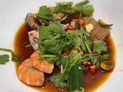 -红鼎豆捞·非遗鲍皇汤火锅(宝丰路店)