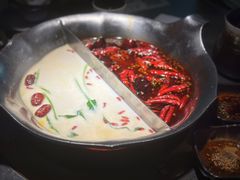 -湊湊火锅·茶憩(杭州湖滨银泰in77店)