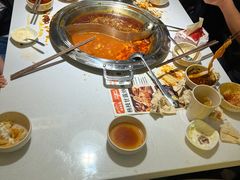 -老房老舍重庆火锅(假日城市店)