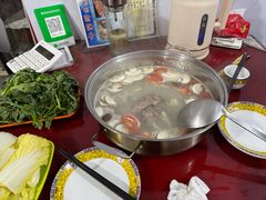 -牛羊鲜汤锅(塔公镇菜市场店)