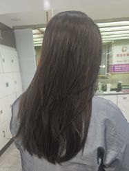 -镁连社·美联社