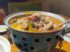 酸汤小肥羊-娜仁图雅蒙古美食村(33小镇店)