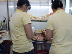 -Bánh Mì Huynh Hoa