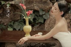 -乐派诗婚纱摄影