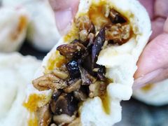 麻辣香菇鸡丁包-老陶包子铺(南大西南村店)