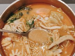 -大食代美食广场(上海中心店)