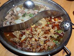 -大众跷脚牛肉馆·非遗传承单位(峨眉山店)