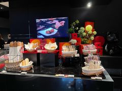 -Salon de The de Joel Robuchon(外滩18号店)
