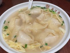 刀鱼馄饨-老半斋(福州路店)