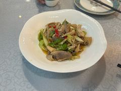 -汗腾格里·风味餐厅(新疆驻京办店)