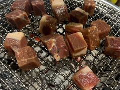 坛子大块肉-原始泥炉烤肉(总店)