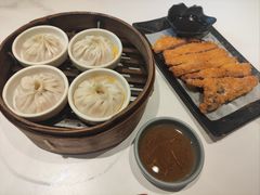 -馋三尺蟹粉小笼(人民广场店)