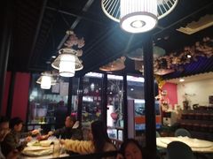 -老街烧烤大排档·地道湖北菜·龙虾馆(汉口火车站店)