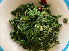 -鑫巴蜀小镇 · 水煮鱼专研店(玉桥店)