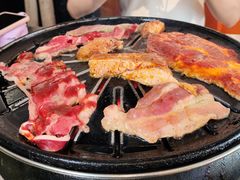 -胡悦里韩式烤肉(芝罘万达广场店)
