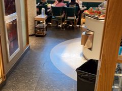 -三人行骨头王火锅(长寿店)