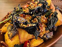 紫苏薯块佐牛肉干-小食院简餐厅