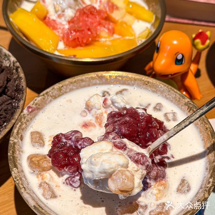 夏日炎炎，怎能不来上一口绵绵冰呢？