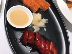 三层肉蜜汁叉烧双拼-北京厨房(西安SKP店)