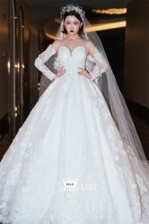 点击看大图 -艾拉·女王婚纱礼服馆