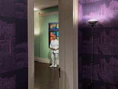 -Nathalie Djurberg与Hans Berg“牛皮纸包裹的月亮”-Prada荣宅当季展览